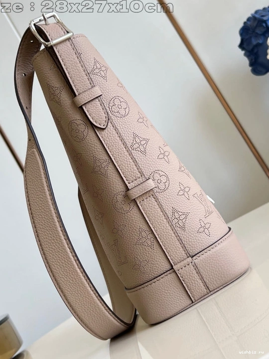 WIS Flore-28*27*10CM LOUIS VUITTON 1128